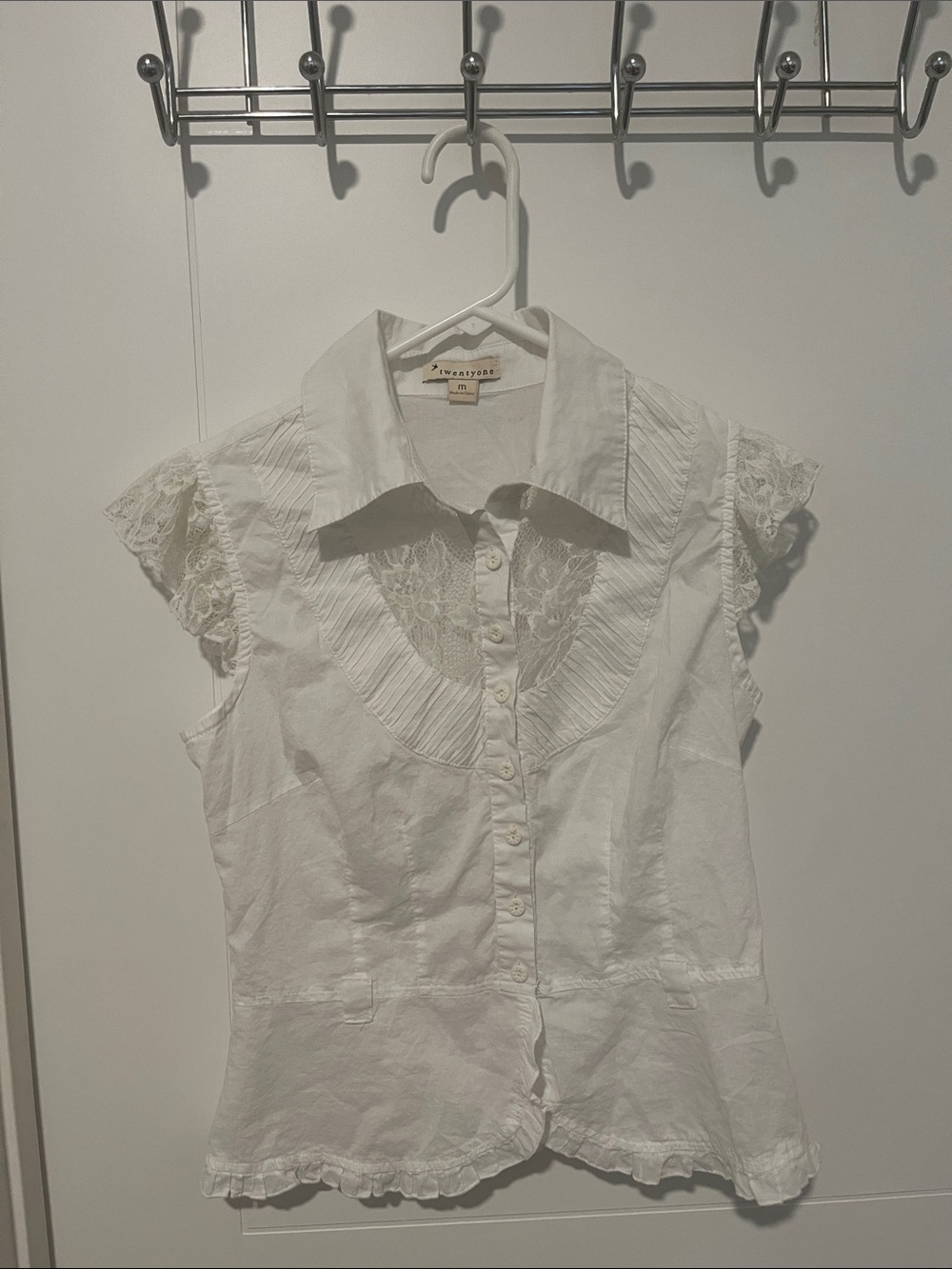 Y2K Forever 21 White Lace-Trim Button Ruffle Hem Blouse Coquette Cottagecore
